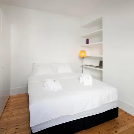 Stylish In Chiado - Quiet And Апартаменты