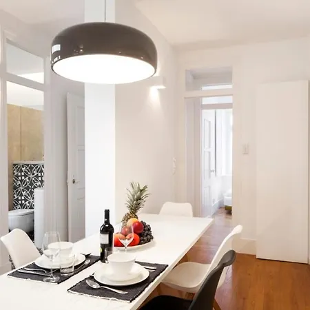 Stylish In Chiado - Quiet And *